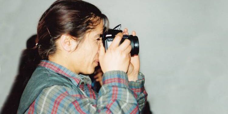 Gülüşünü özgürlüğe nakşeden ruh: Gurbetelli