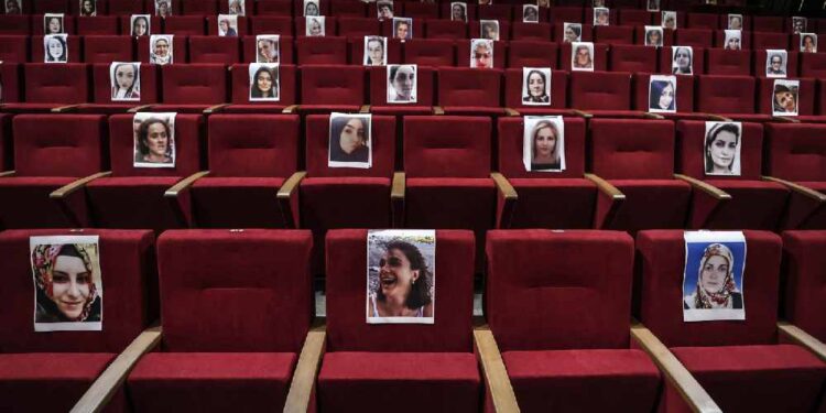 Güçlü kadınlar: Şiddeti kader olmaktan çıkaran direniş