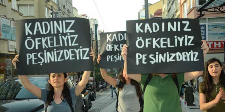 Kadın cinayetleri, cezasızlık ve “normal” doğum atraksiyonları