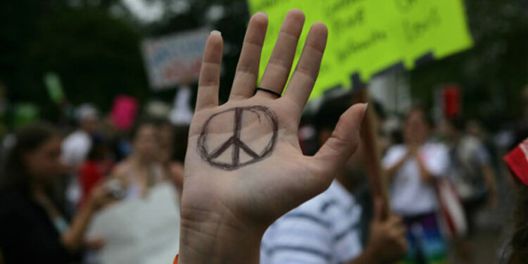 Kadınların Barış Taleplerini Duymak