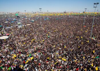 Yeniden Dirilen Bir Halk Özgürlüğe Yürüyor