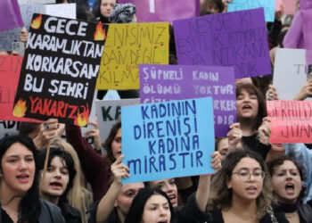 Kadının Bedenine, Gençliğin Ruhuna Saldıran Karanlık