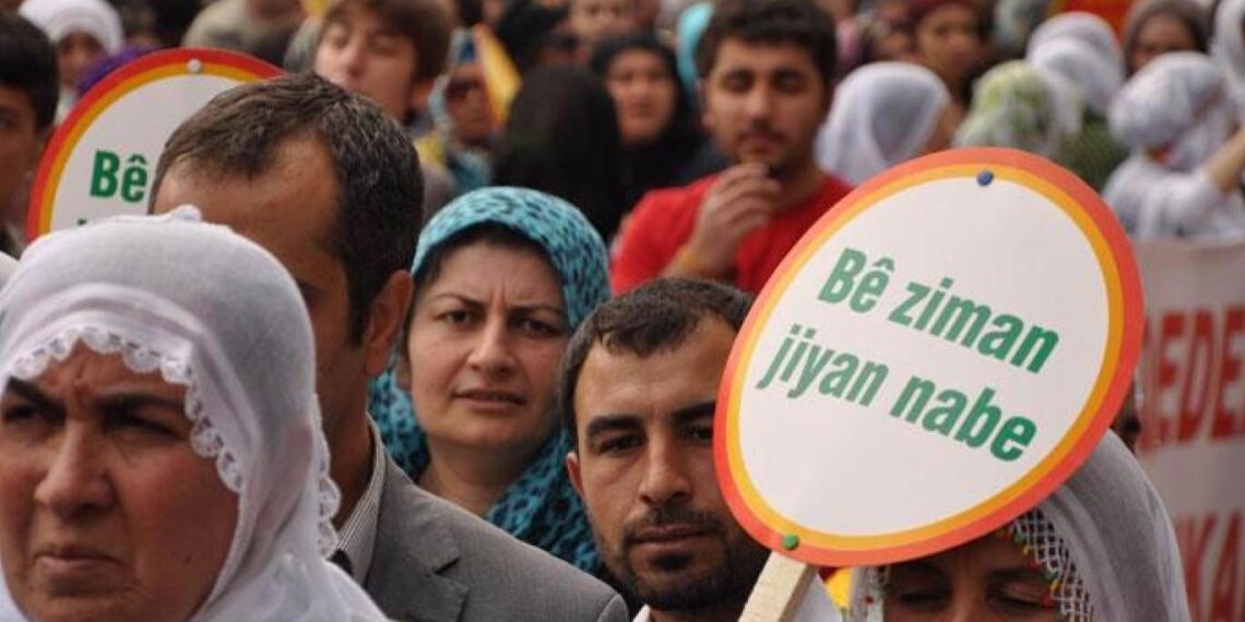 Em Li Virin: Yüzyıllık İnkâra Karşı Bir Varoluş Mücadelesi