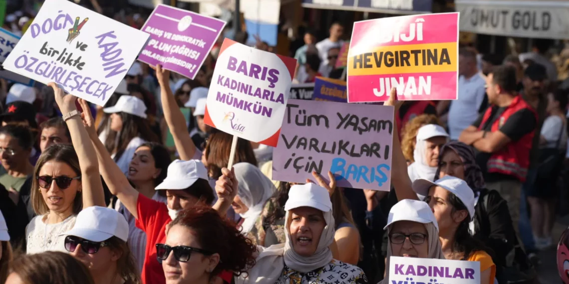 Kadınların Politik Yürüyüşü: Toplumsal Barış ve Demokratik Çözüm