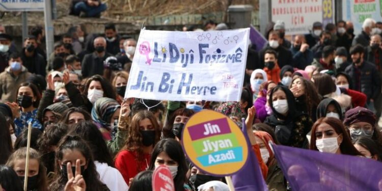 İnanna Yürürken: Kadın, Direniş ve Özel Savaş