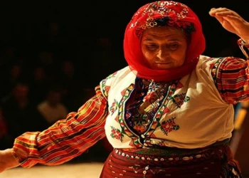 Kutsalın Sessiz Taşıyıcısı: Aleviliğe Kadın Kalbinden Teolojik Bir Bakış