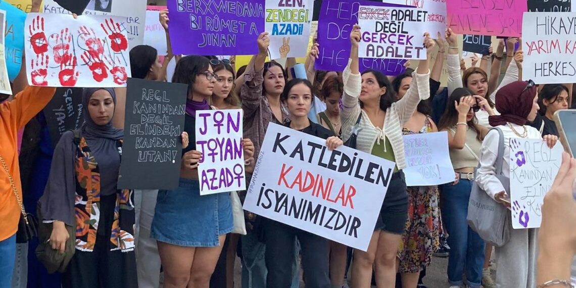 Kadın Varlığı Üzerine Kurulmuş Kastik Uygarlık