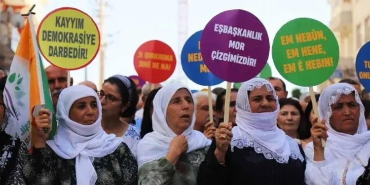 Kürt Kadın Kazanımlarının Tasfiyesi: Kayyım Rejiminin Üç Yüzü[1]