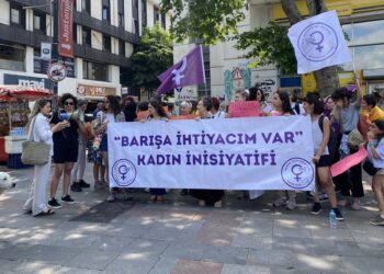 Geçmişin Acılarından Kadınların Barışına