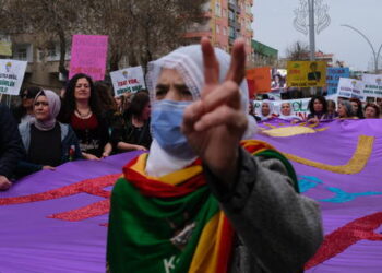 Seyirlik Vapurlardan Kurucu Zemine: Kadın ve Demokratik Cumhuriyet