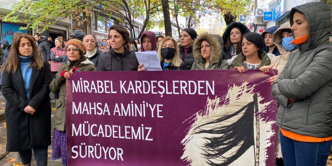 Yoz ve Zalim Sisteme Karşı Yaşasın Kadın Mücadelemiz