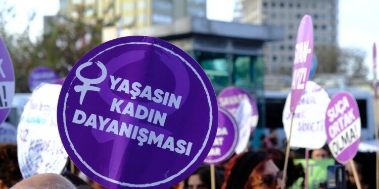 Ortadoğu’daki Kadınların Mücadelesi ve 2025’te Türkiye’deki Durum