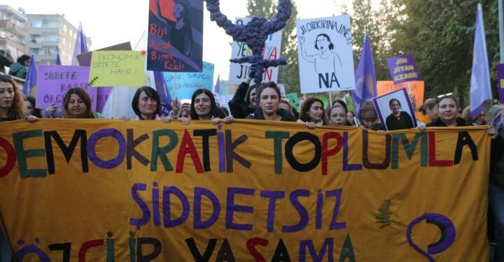 Kastik Katilin Yapısal Krizine Karşı Örgütlü Kadın Mücadelesi