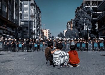 Kürt Çocukların Yaşamında Savaşın Özel Halleri