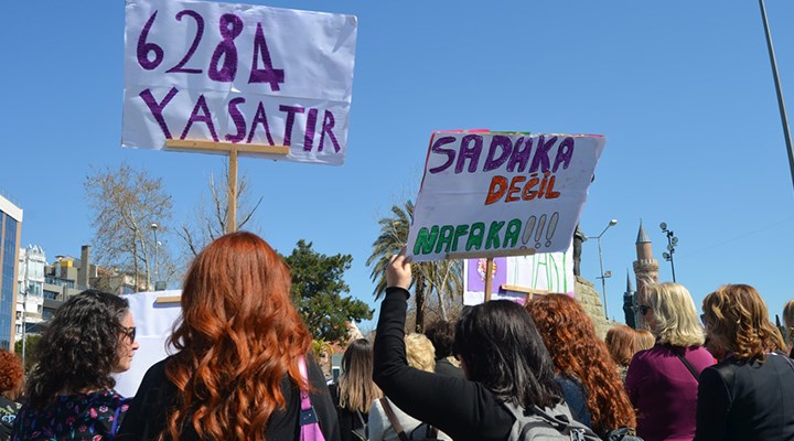 Kadınlara Karşı Kurulan Siyaset