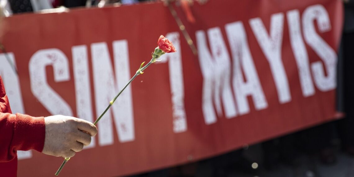 Haklarımız ve Hayatlarımız İçin 1 Mayıs’a