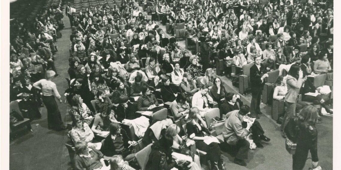 Bireysel Olanı Kollektifleştirmek ve Erkek Yargıyı Yıkmak: Kadın Tribünali Bize Ne Anlatıyor?