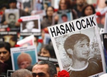 Hafızayı Diri Tutanların Adıdır Cumartesi Anneleri/İnsanları