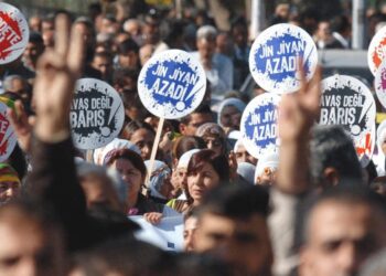 Eril Tahakkümün Özel Savaşında Gülistan Doku ve Kadın Hakikati