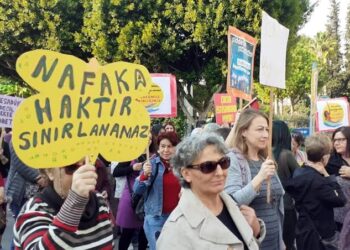 Nafaka Bir Lütuf Değil, Kadınların ve Çocukların Hakkıdır