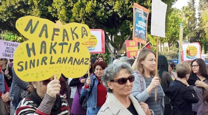 Nafaka Bir Lütuf Değil, Kadınların ve Çocukların Hakkıdır